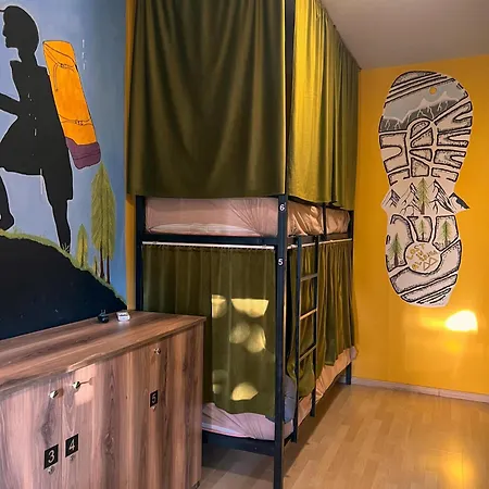 Blue Door Hostel Tirana