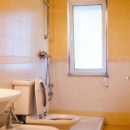 بيت شباب Blue Door *