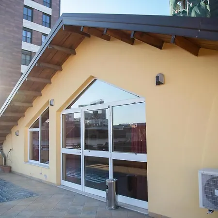 Blue Door بيت شباب *