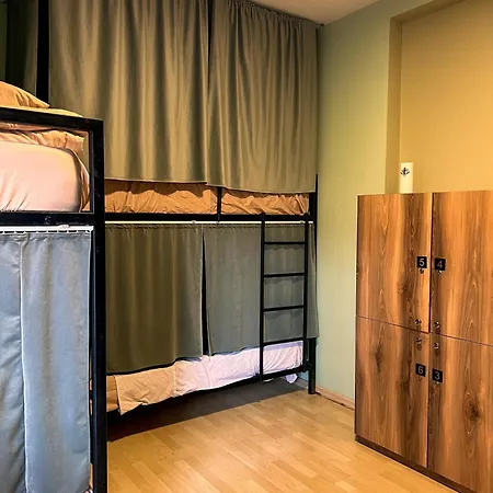 Blue Door * تيرانا