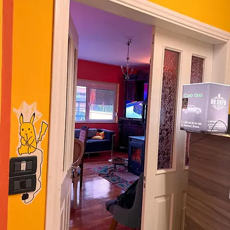 بيت شباب Blue Door تيرانا